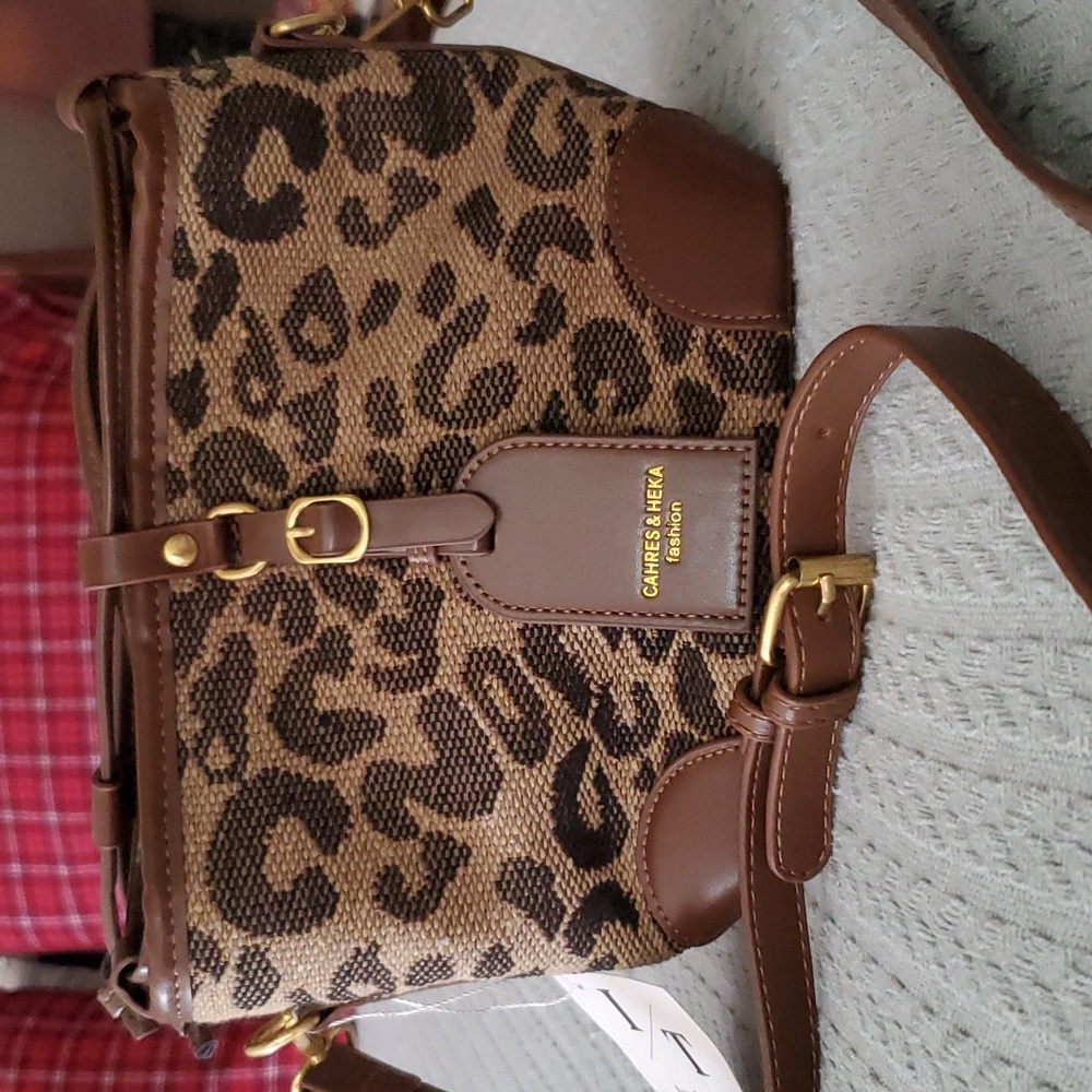 Cahres & Heka Leopard Crossbody Bucket Bag - NWT